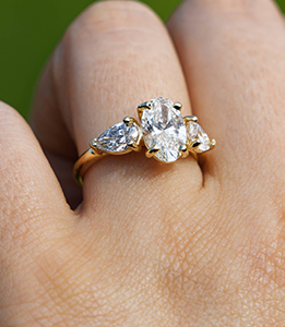 Renai Oval Three Stone Engagement Ring