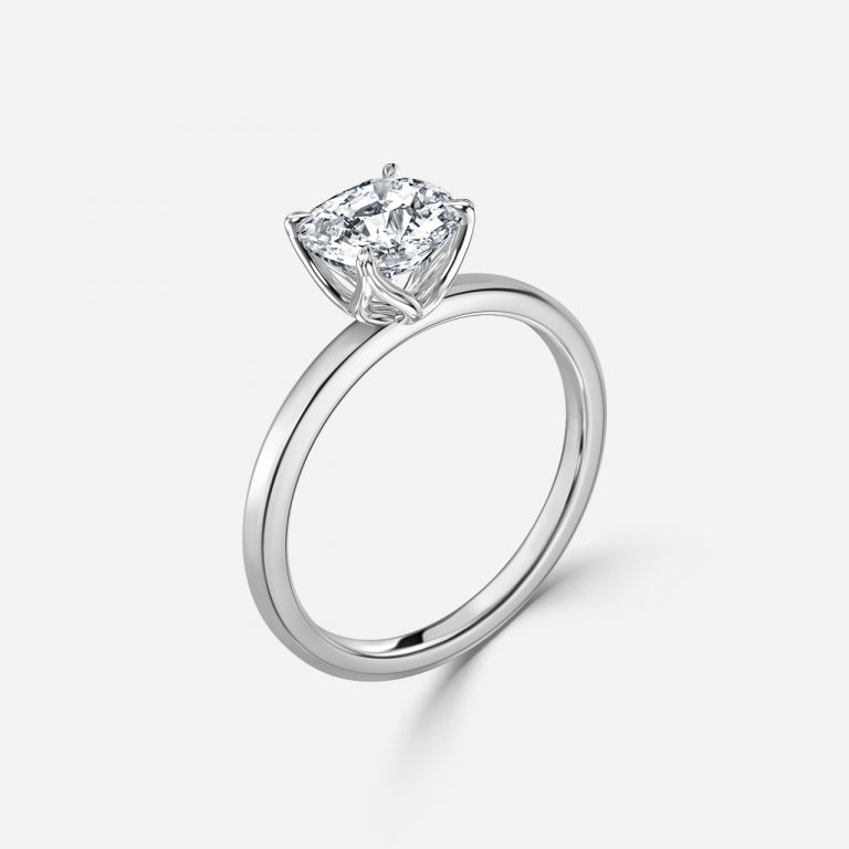 cushion cut solitaire with diamond band