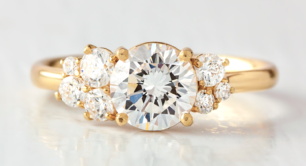 round cluster ring 