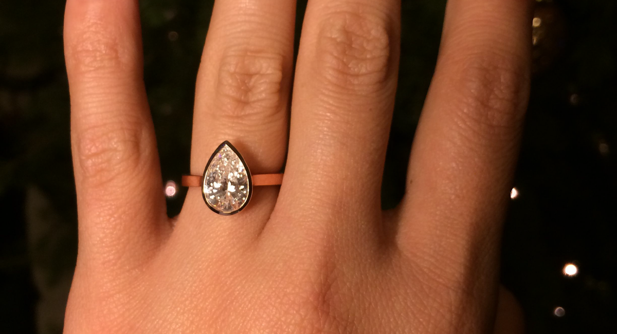 pear cut diamond bezel setting 
