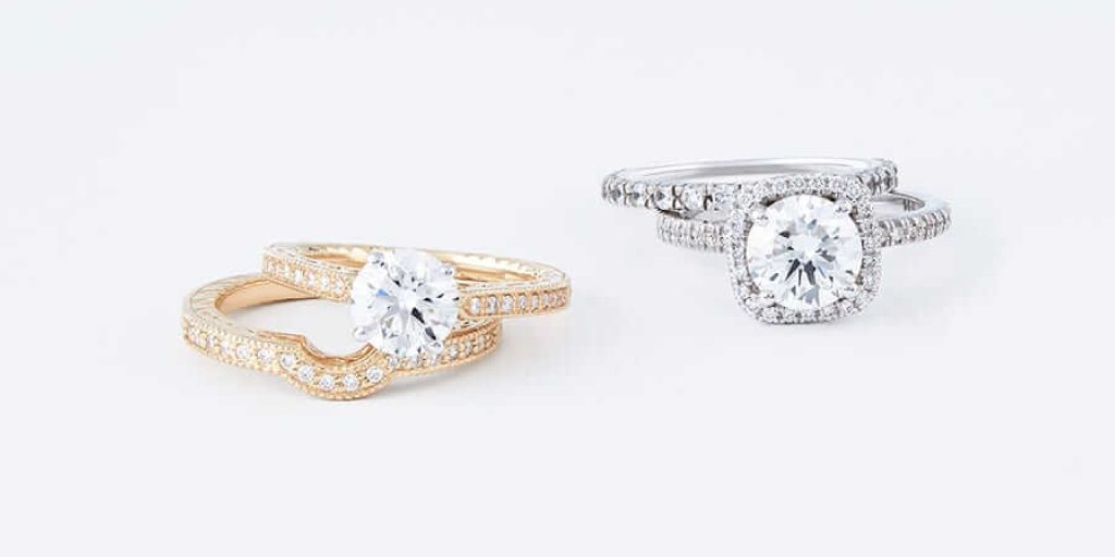 White Gold vs Yellow Gold: How Do They Differ?
