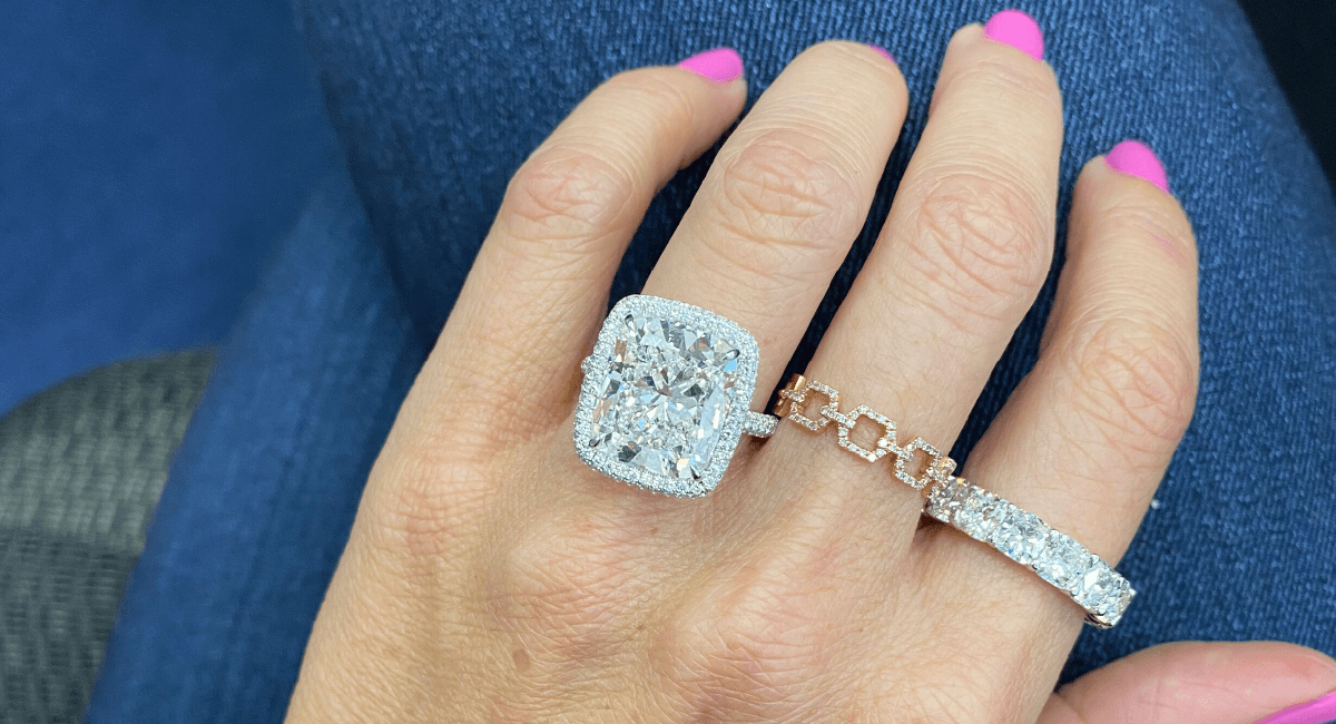 10 Carat Diamond Ring, Three-Stone Engagement Ring, Trapezoid, Radiant, 11  Carat | Engagement ring diamond cut, Three stone diamond engagement, Three  stone engagement