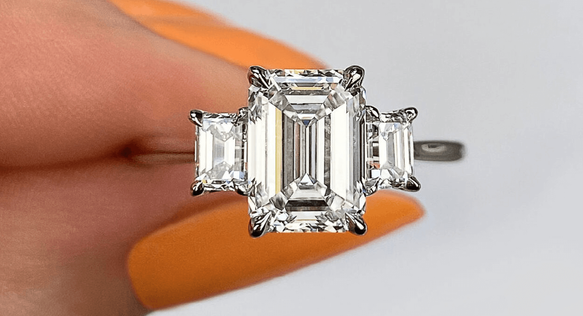 1.0 carat round diamond halo ring