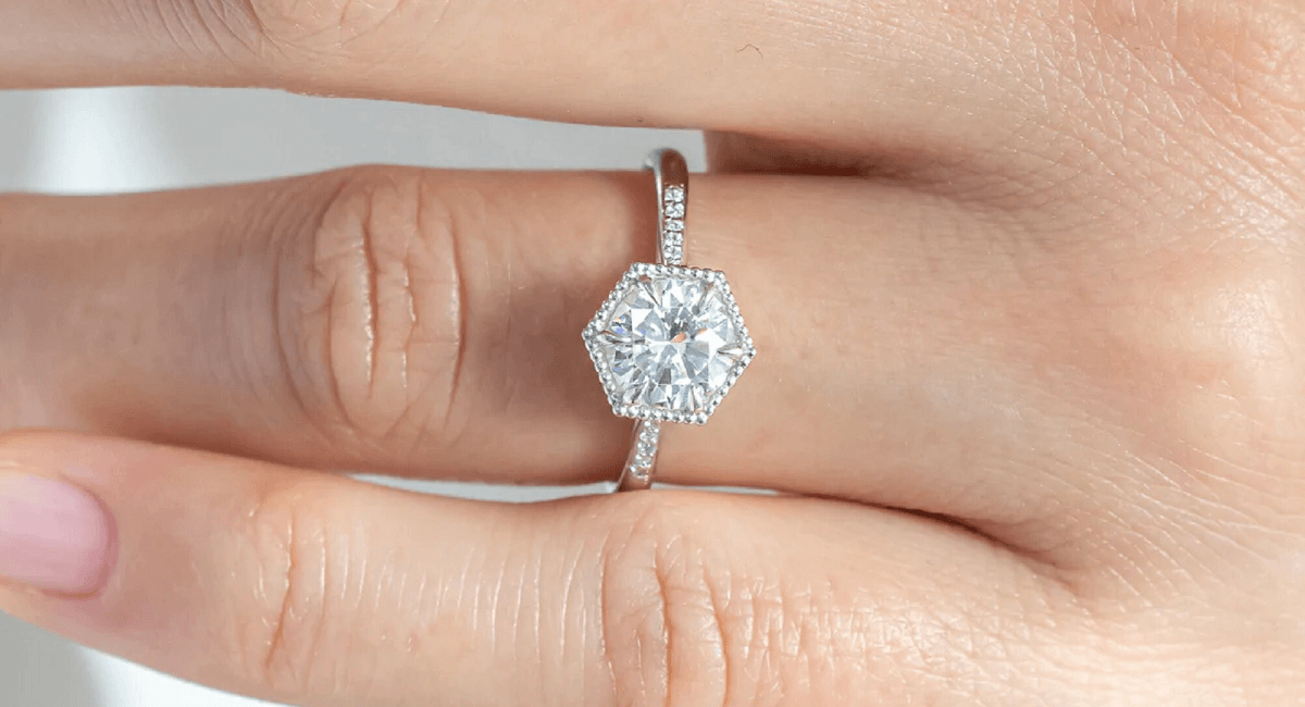 Hexagon Diamond Ring Wear the Most Fabulous Shaped Diamond