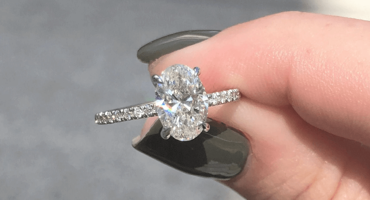 7 Carat Emerald and Baguette Ring – Universal Diamonds