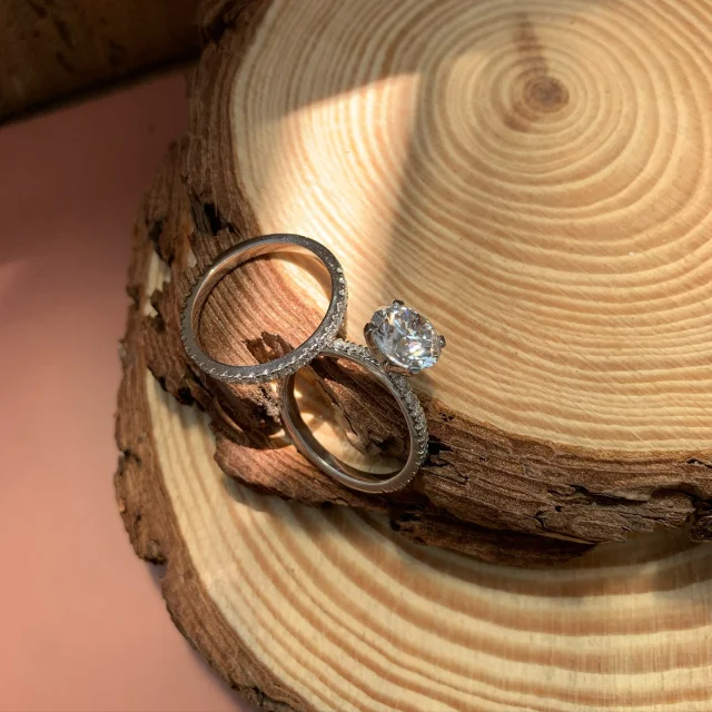 2.42Ct Round Diamond Band With Engagement Ring Forever starts with 2.42Ct of pure brilliance. Round diamond band with engagement ring in platinum(LGDBR-12)#round #engagementring #ring #diamond #gift #diamondring #ring #roundcu t#gold #labgrowndiamond